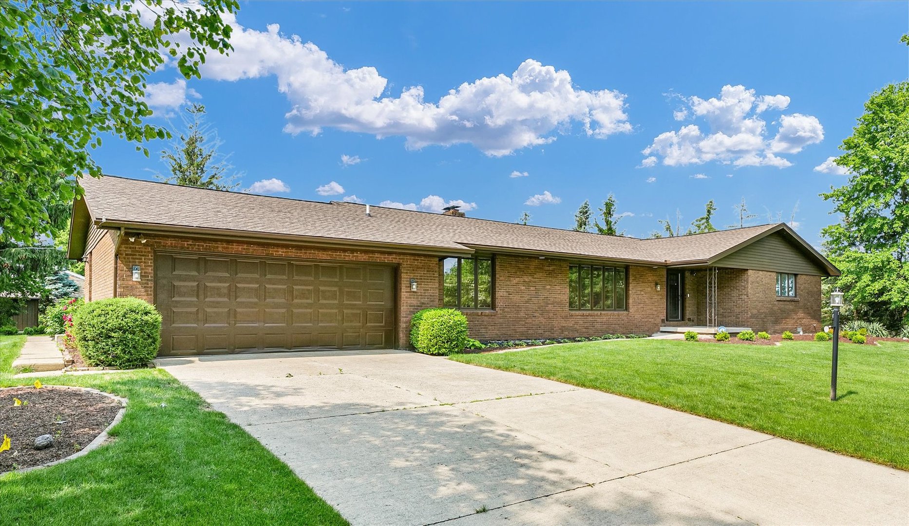 4111 Farhills Drive Property Photo 1