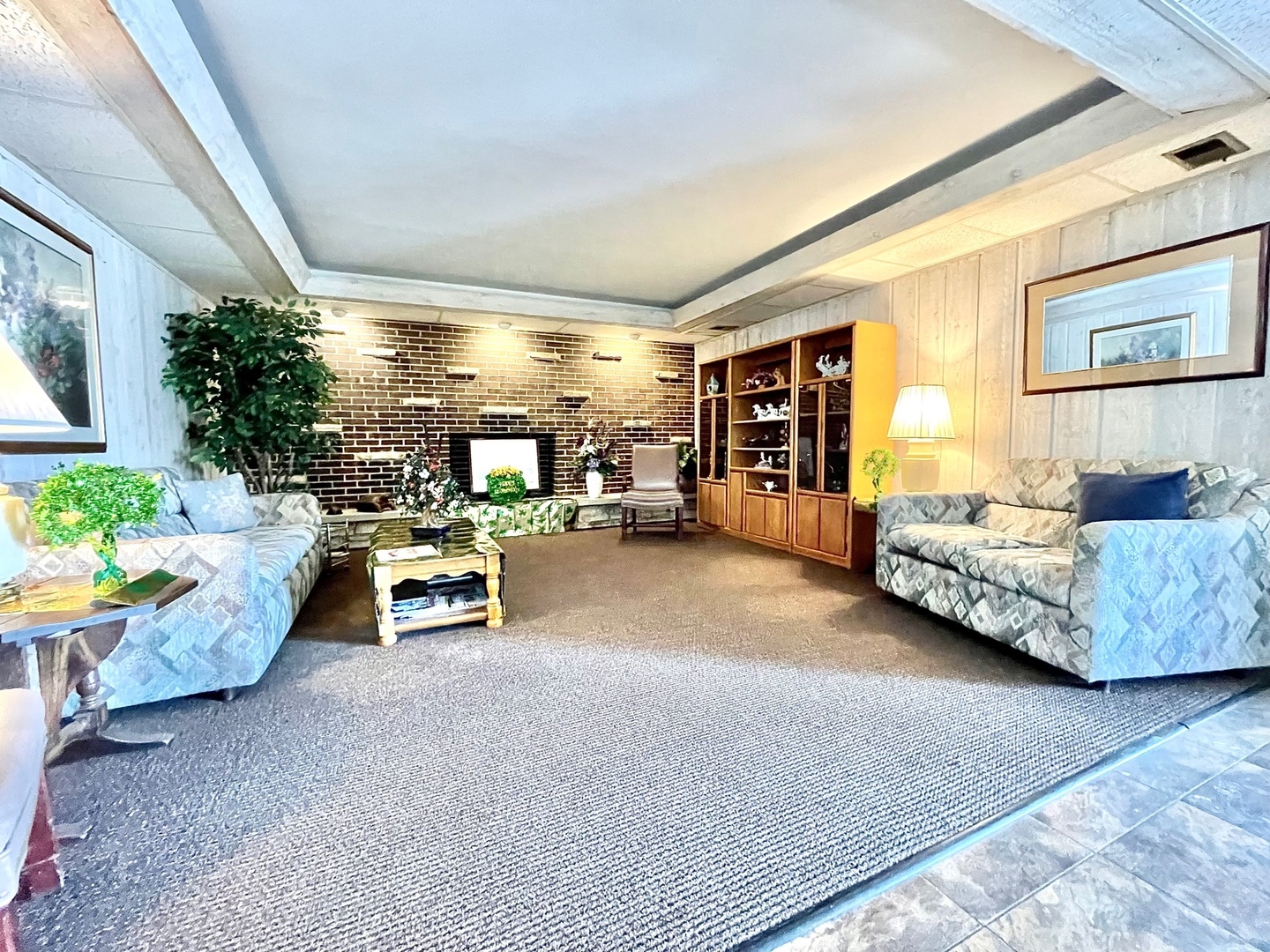 200 Deborah Lane 17a Property Photo 2