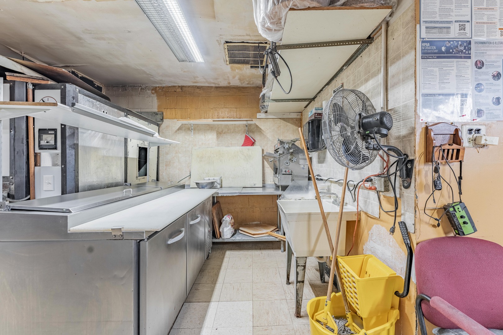 5418 W North Avenue Property Photo 12