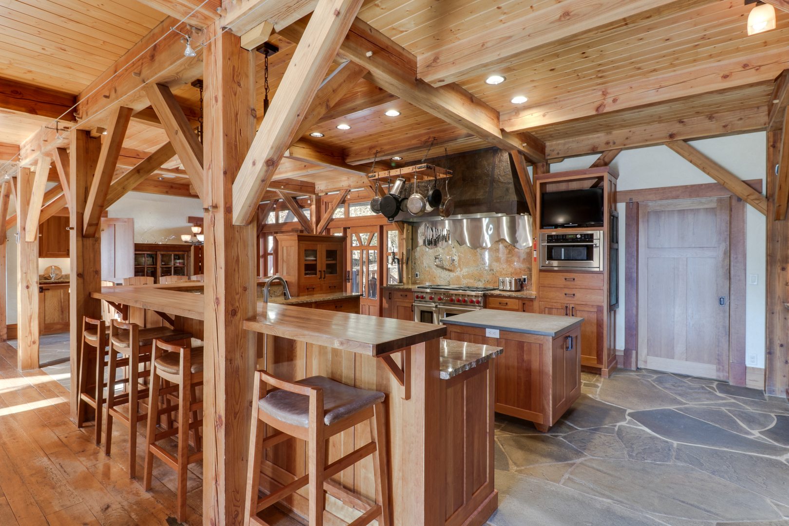 12582304 Property Photo 27