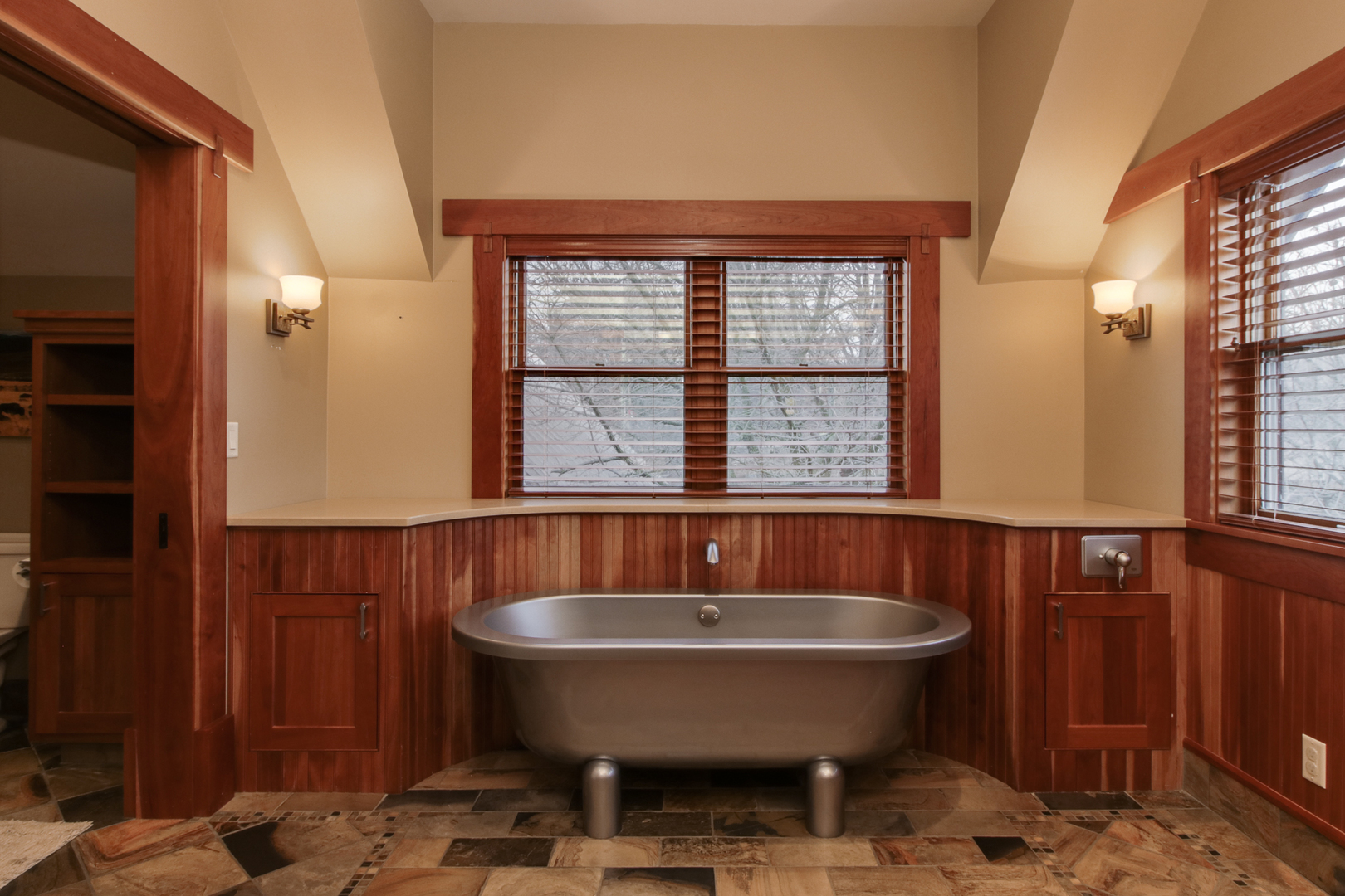 12582304 Property Photo 77
