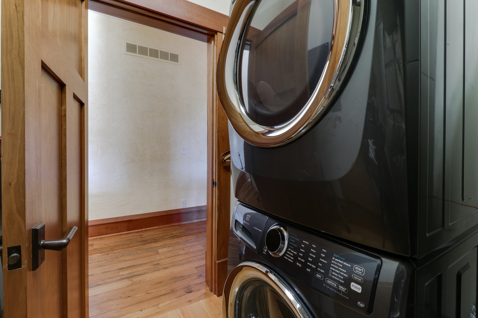 12582304 Property Photo 92