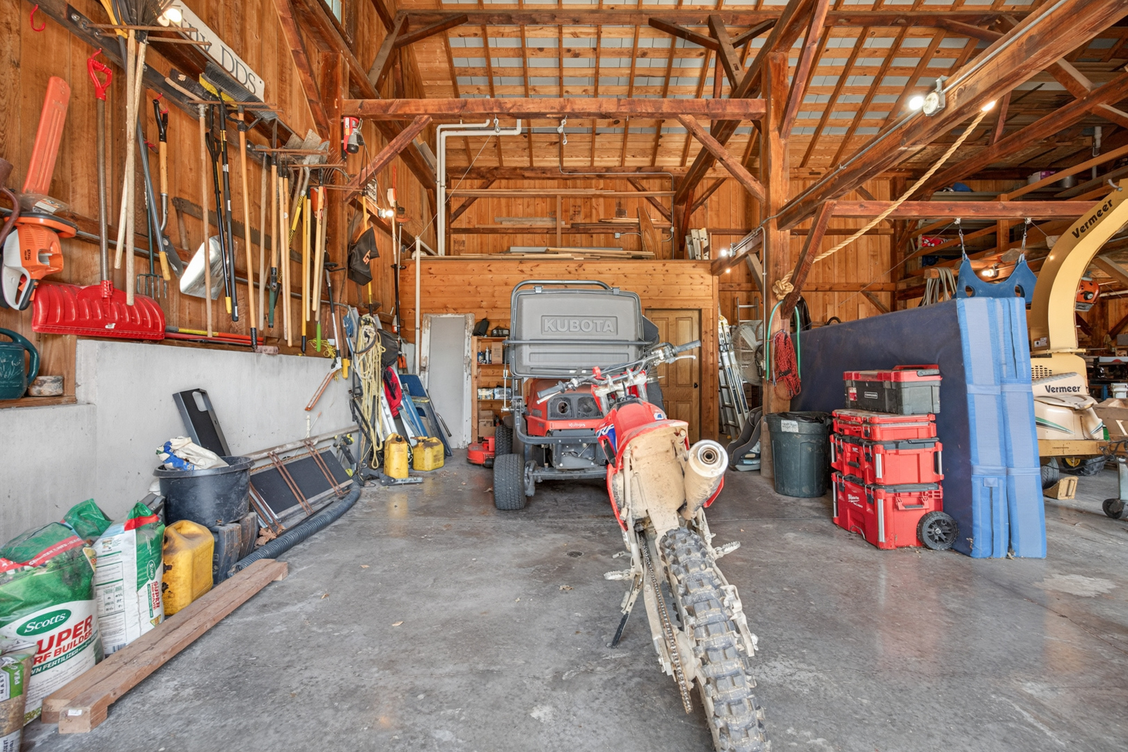 12582304 Property Photo 167