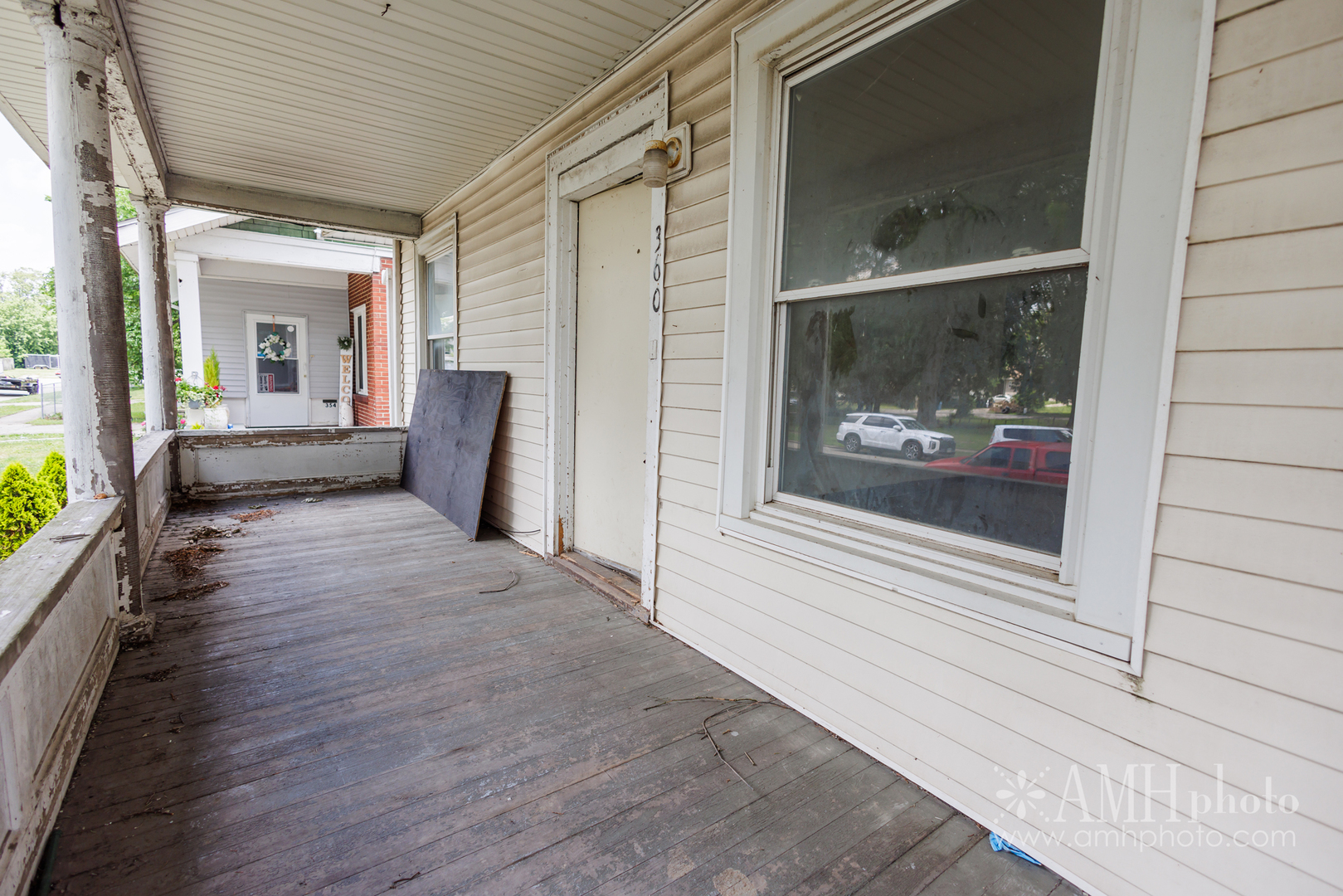 360 S Elm Avenue Property Photo 5