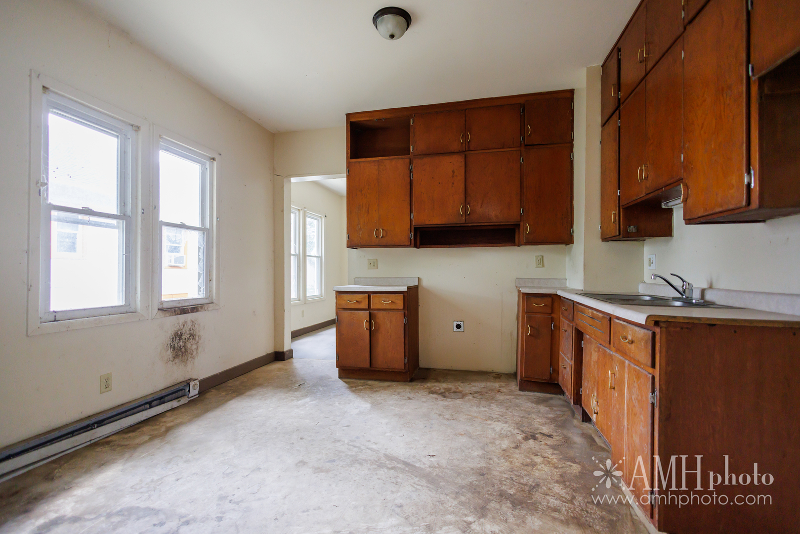 360 S Elm Avenue Property Photo 10