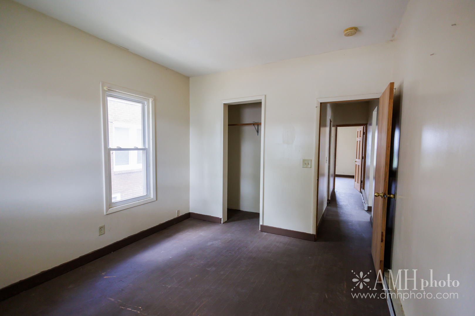 360 S Elm Avenue Property Photo 13