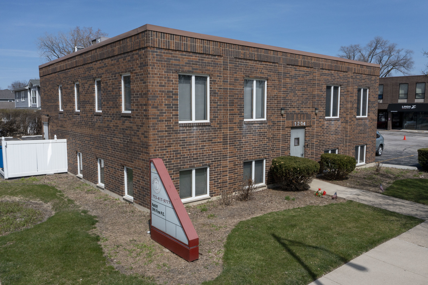 1204 E Central Road Property Photo 27