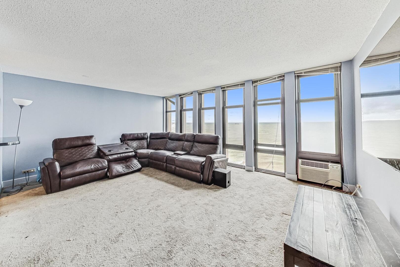 6700 S South Shore Drive 17b Property Photo 6