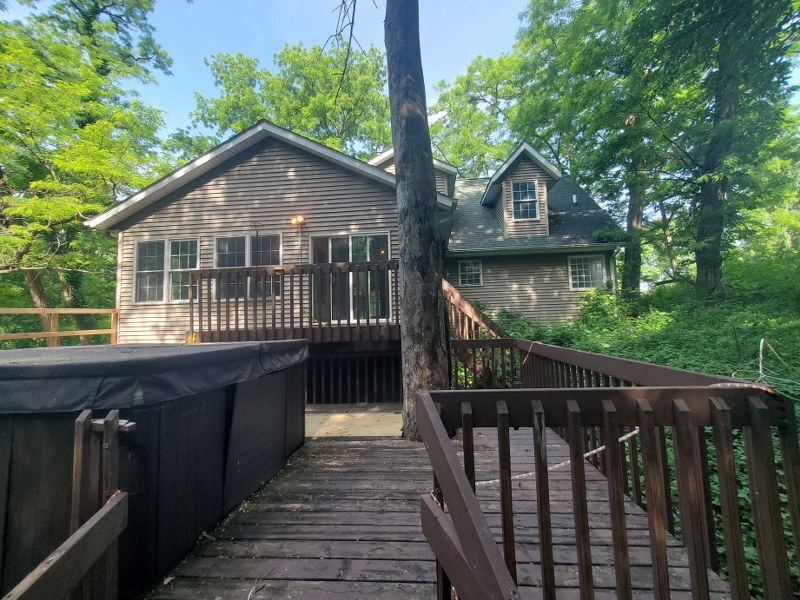 945 Waverly Road Property Photo 3