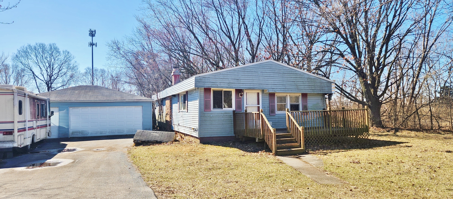 9155 Aux Sable Court Property Photo 1