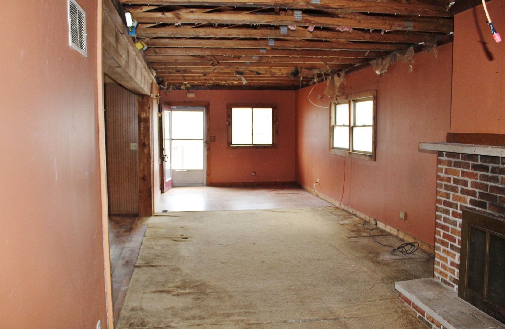 9155 Aux Sable Court Property Photo 13