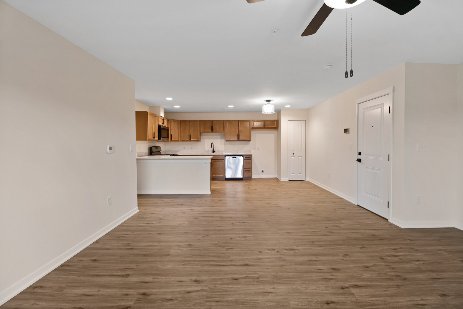 2034 W 75th Place 38 Property Photo 11