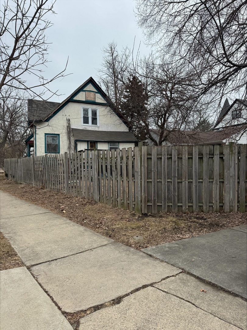 42 7th Avenue Property Photo 4