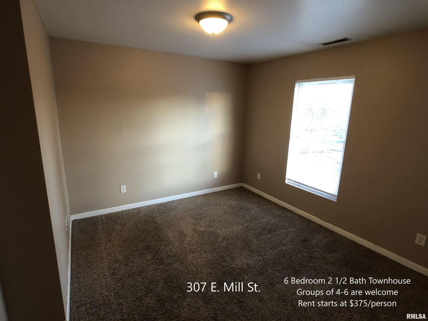 305 & 307 E Mill Street Property Photo 6