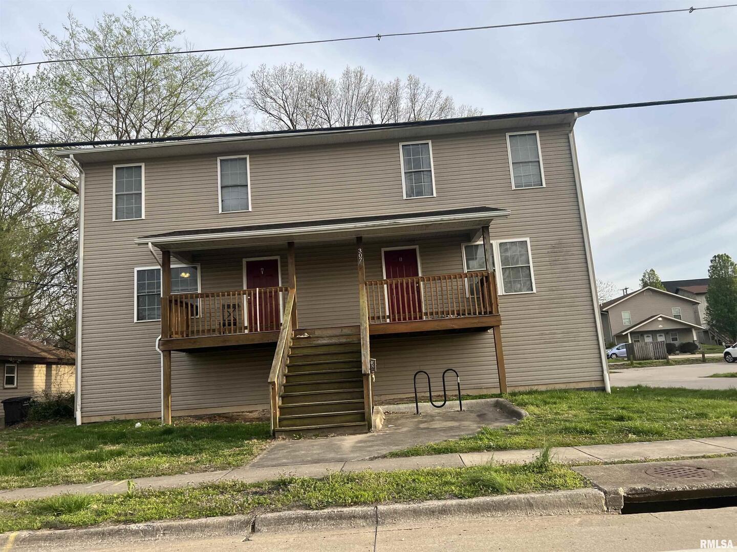305 & 307 E Mill Street Property Photo 18