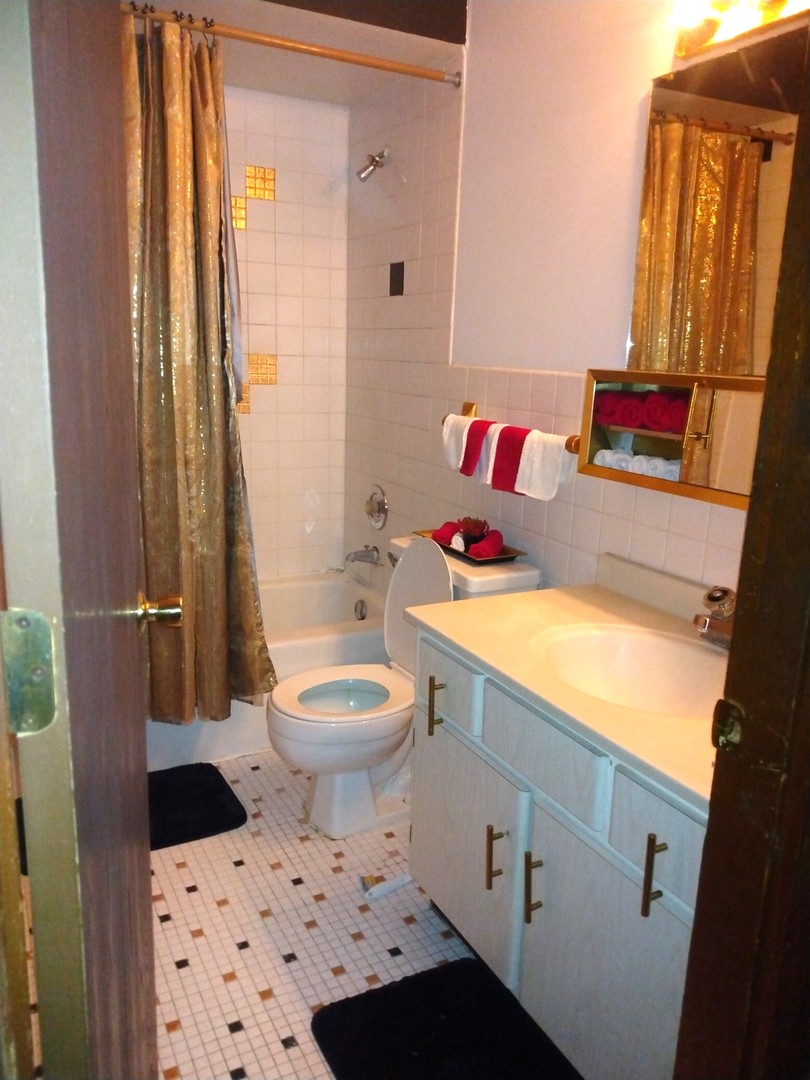 18550 S Torrence Avenue 23 Property Photo 11
