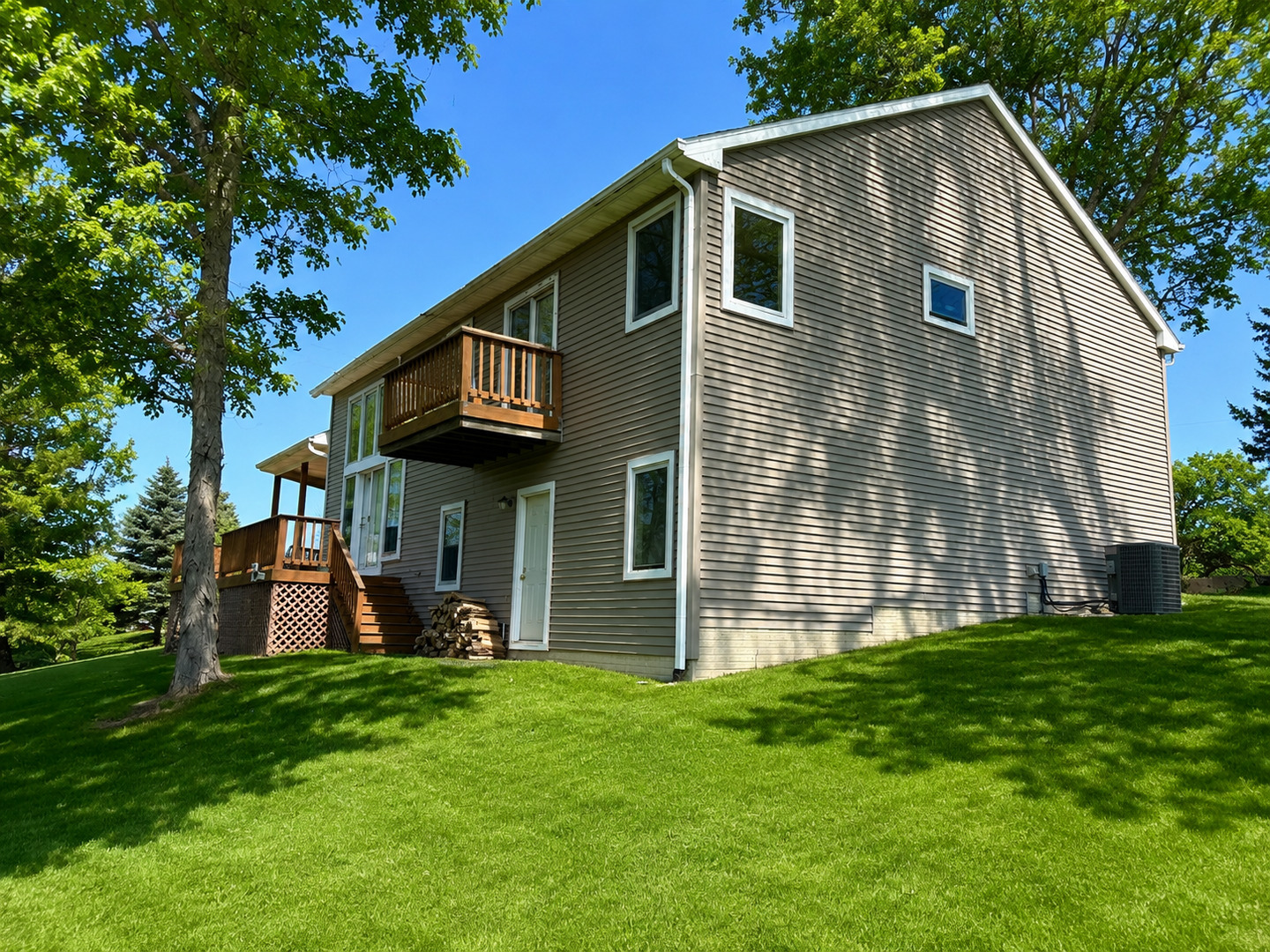 103 Chickasaw Lane Property Photo 4