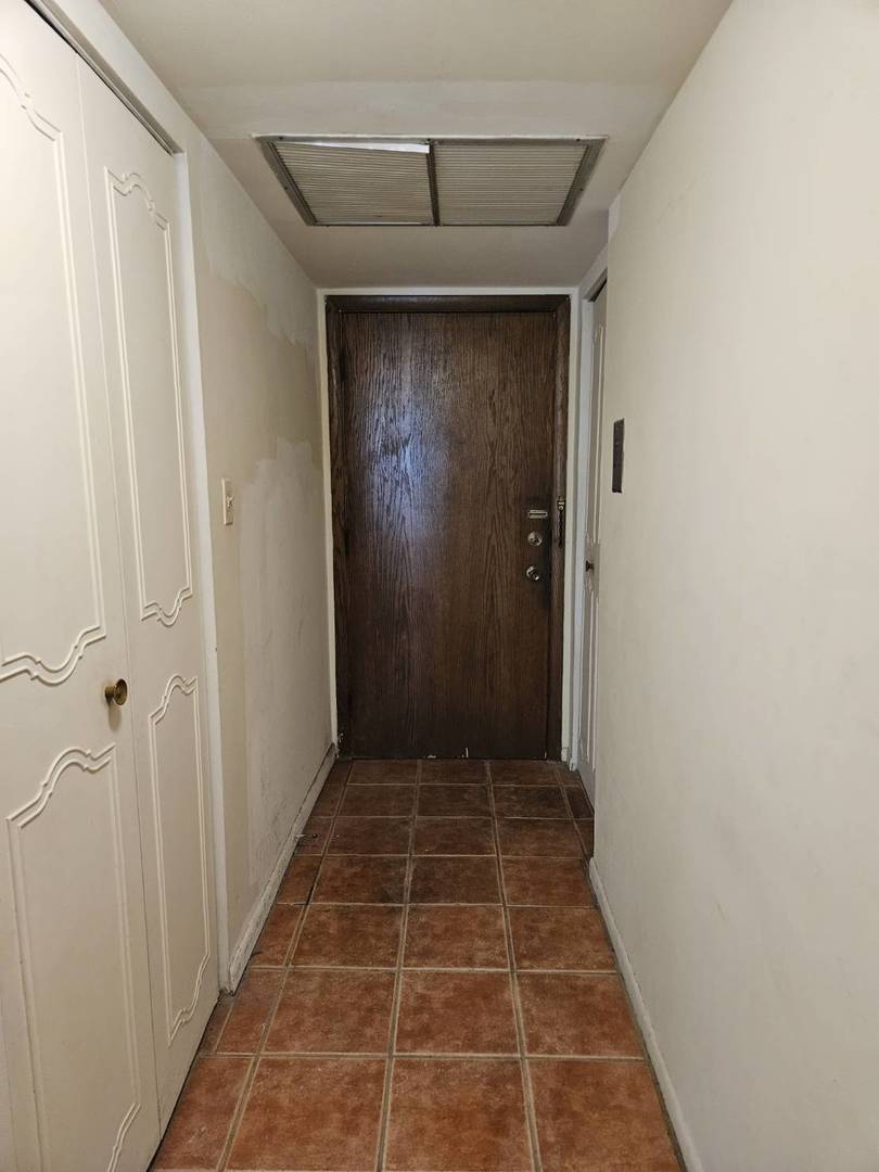 7234 W North Avenue 908 Property Photo 10