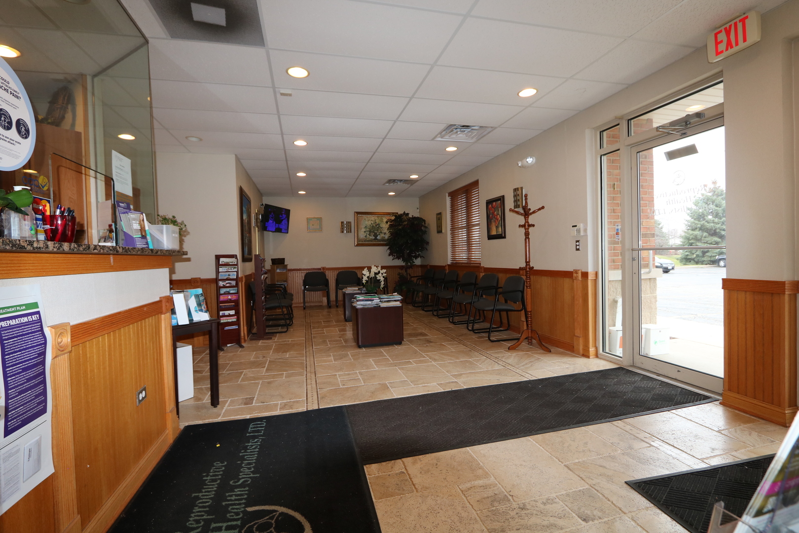 1523 Essington Road Property Photo 14
