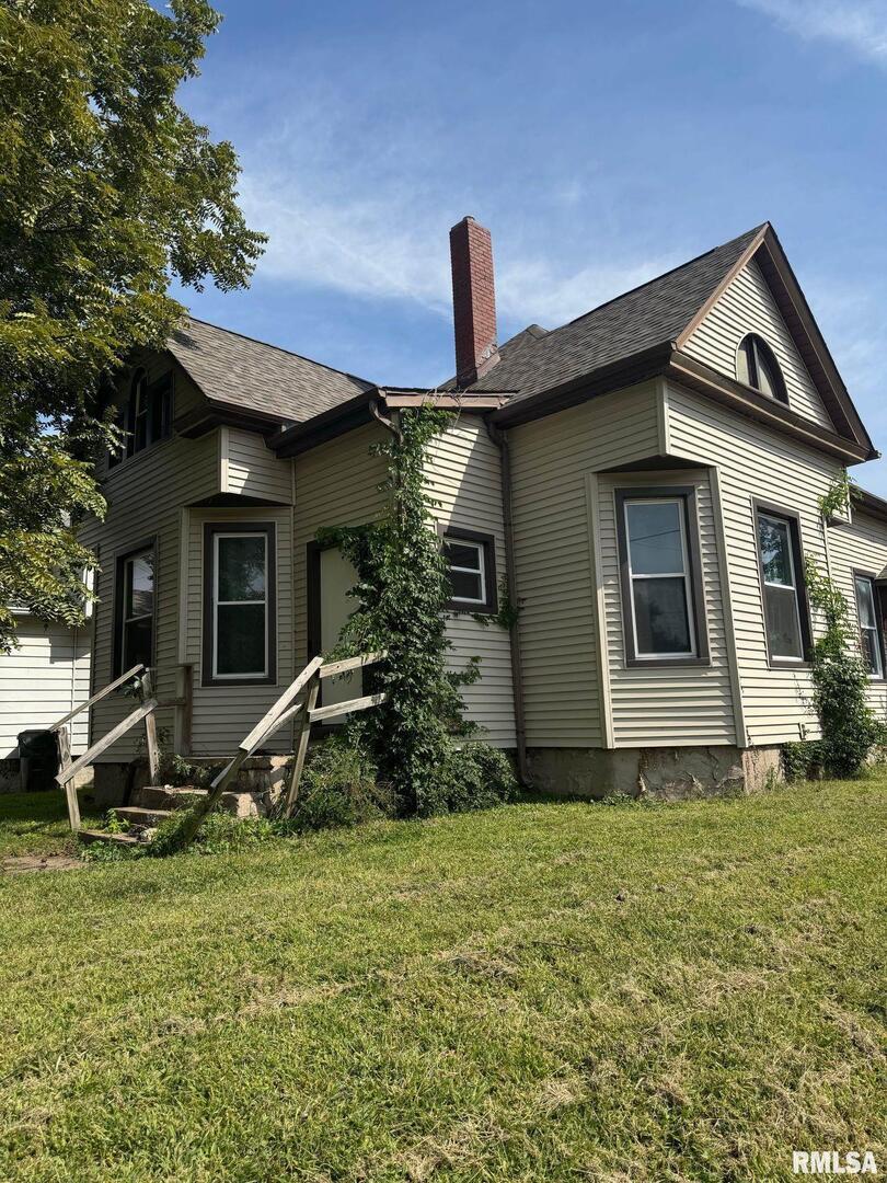 131 S LINCOLN Avenue Property Photo 1
