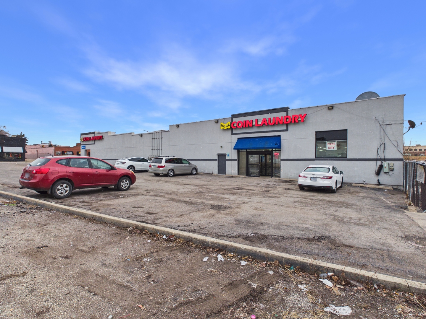 222-232 W Galena Boulevard Property Photo 1