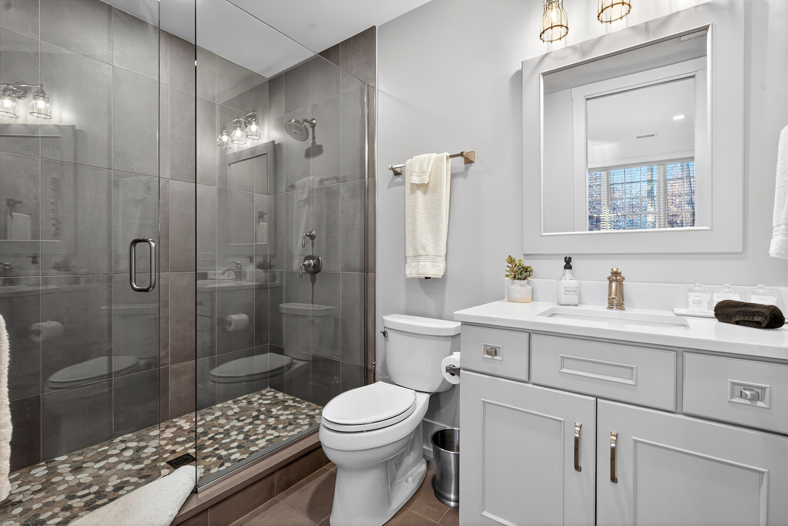 12584038 Property Photo 107