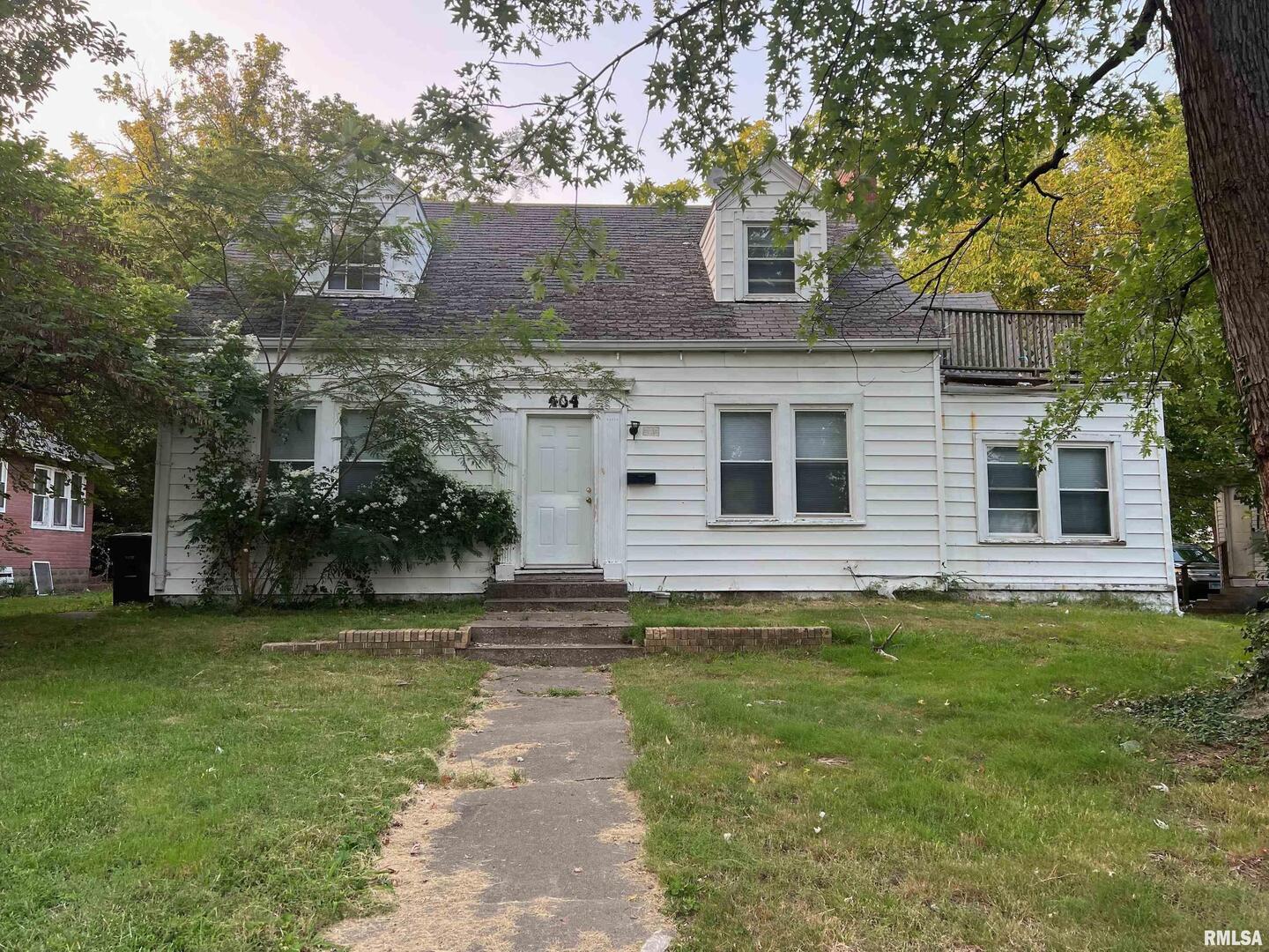 404 W Elm Street Property Photo 1