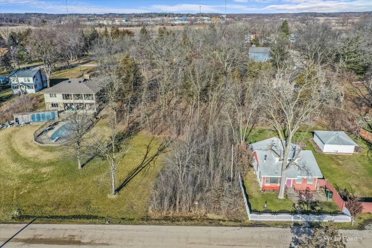 40963 N Champaign Drive Property Photo 1