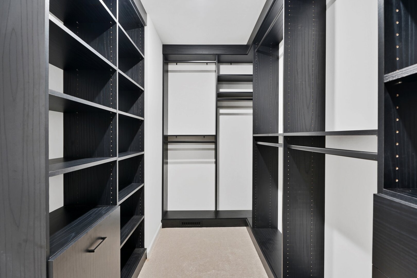 12584234 Property Photo 18