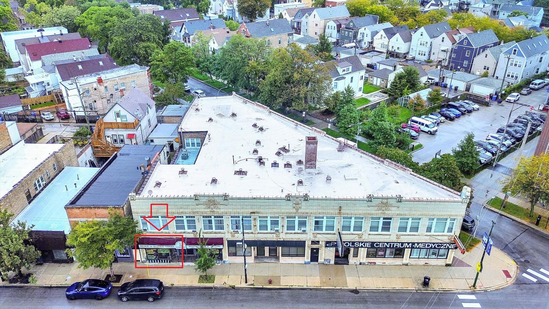 3025 N Milwaukee Avenue Property Photo 1