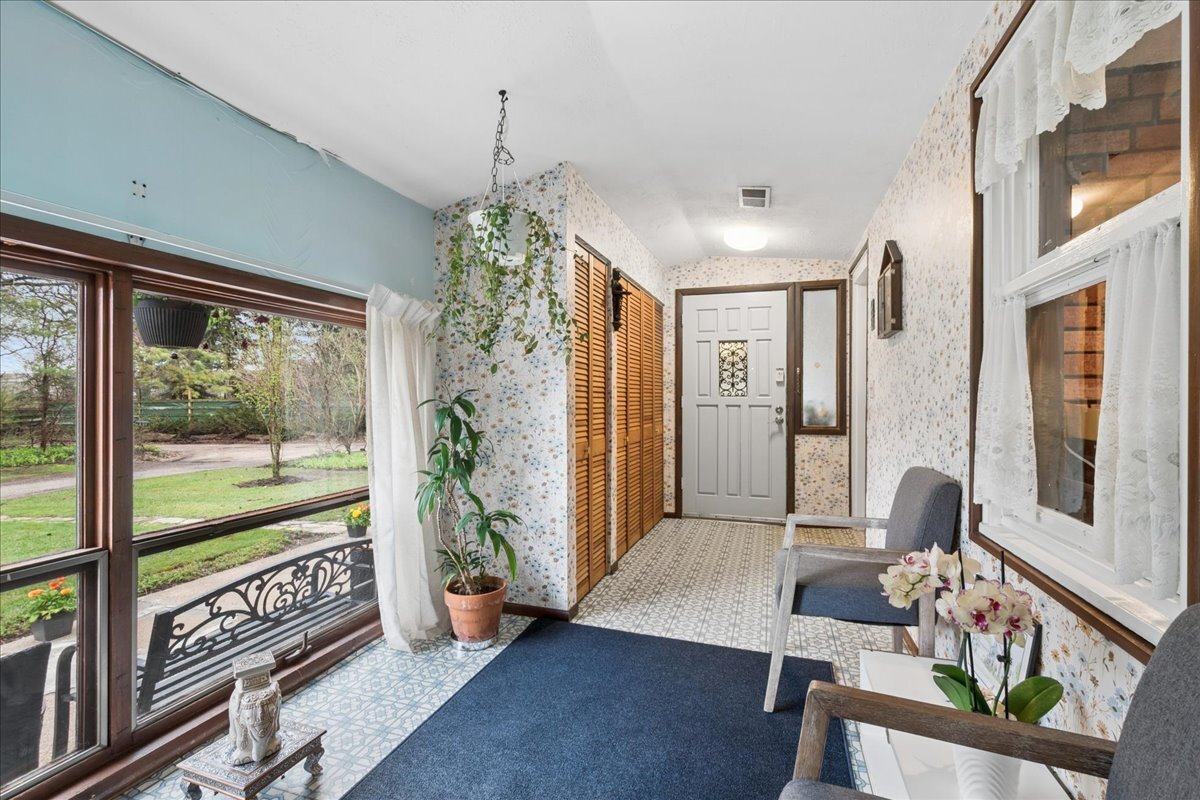 609 Forest Edge Lane Property Photo 12