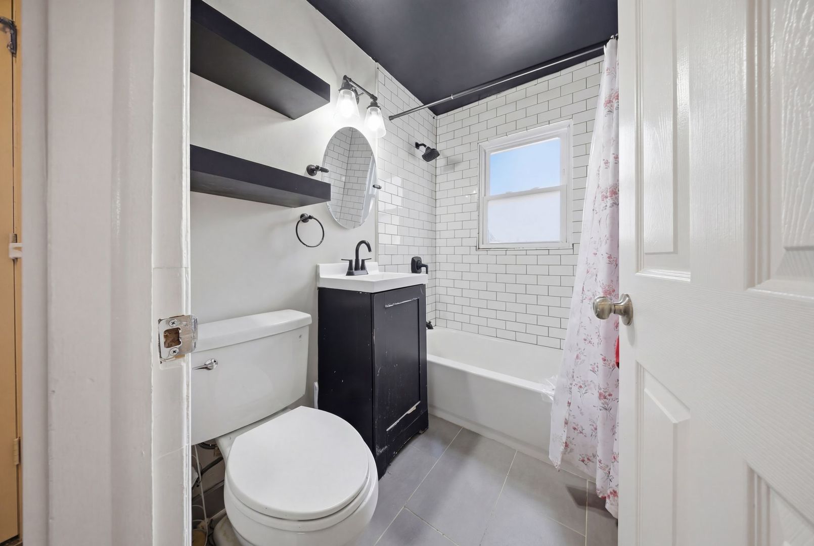 14633 Edbrooke Avenue Property Photo 11