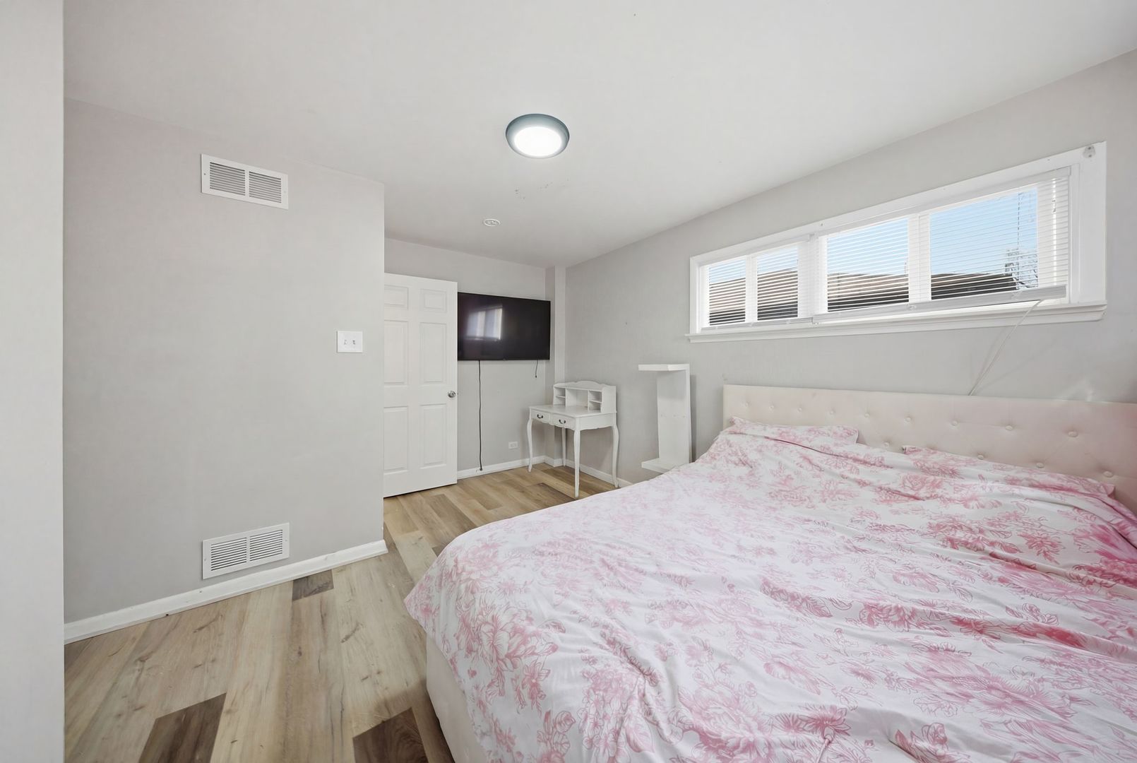 14633 Edbrooke Avenue Property Photo 16