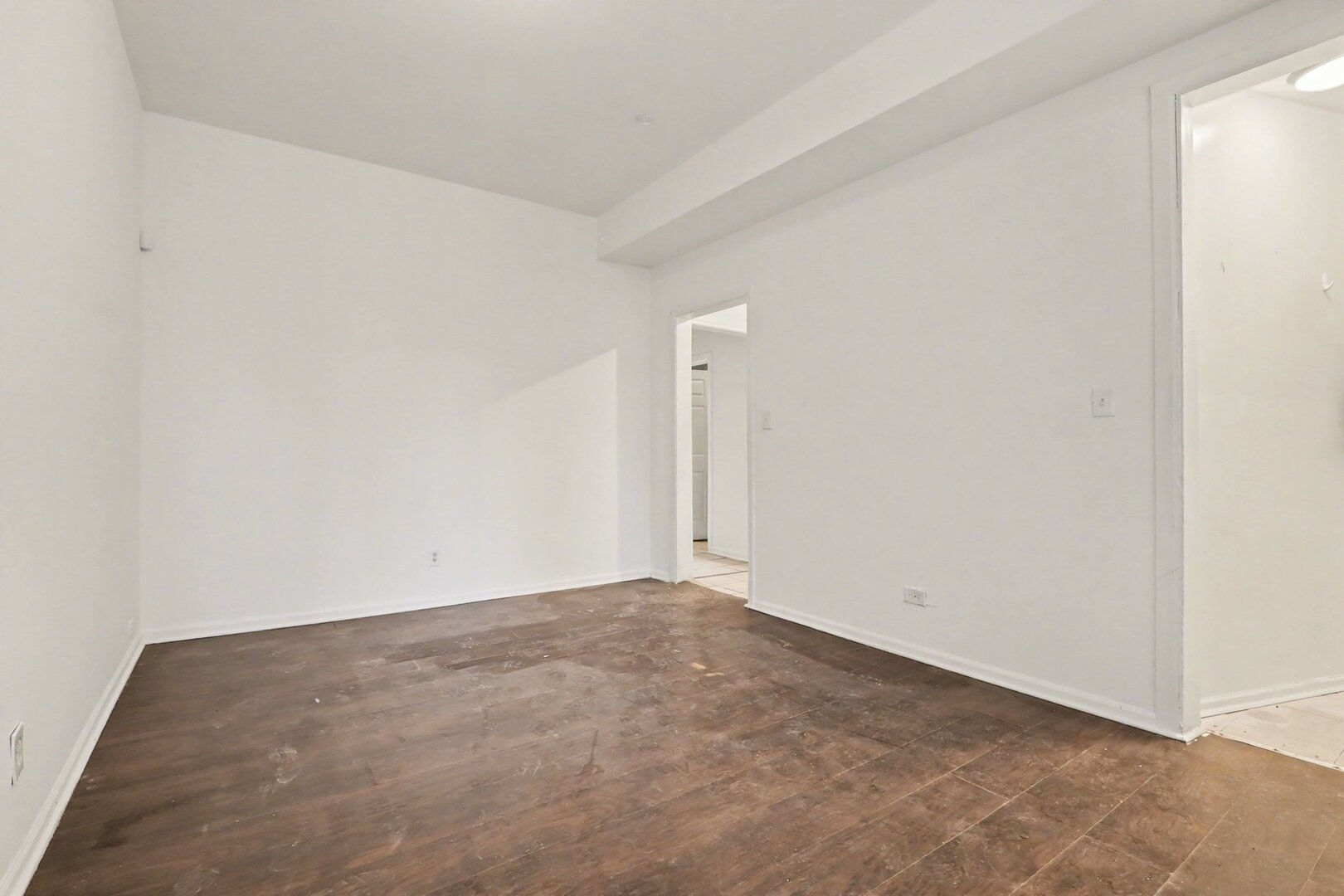 5718 S Green Street Property Photo 10