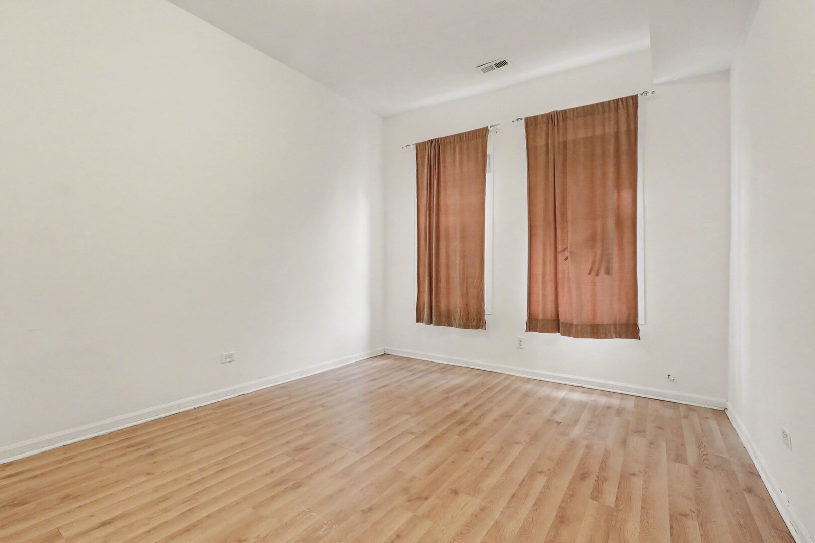 5718 S Green Street Property Photo 14