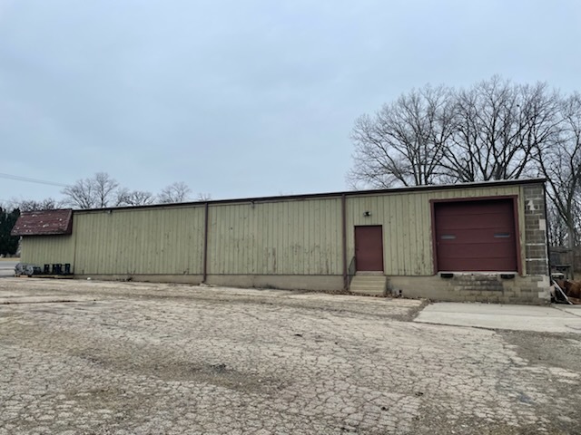 41w584 Us Highway 20 Property Photo 4