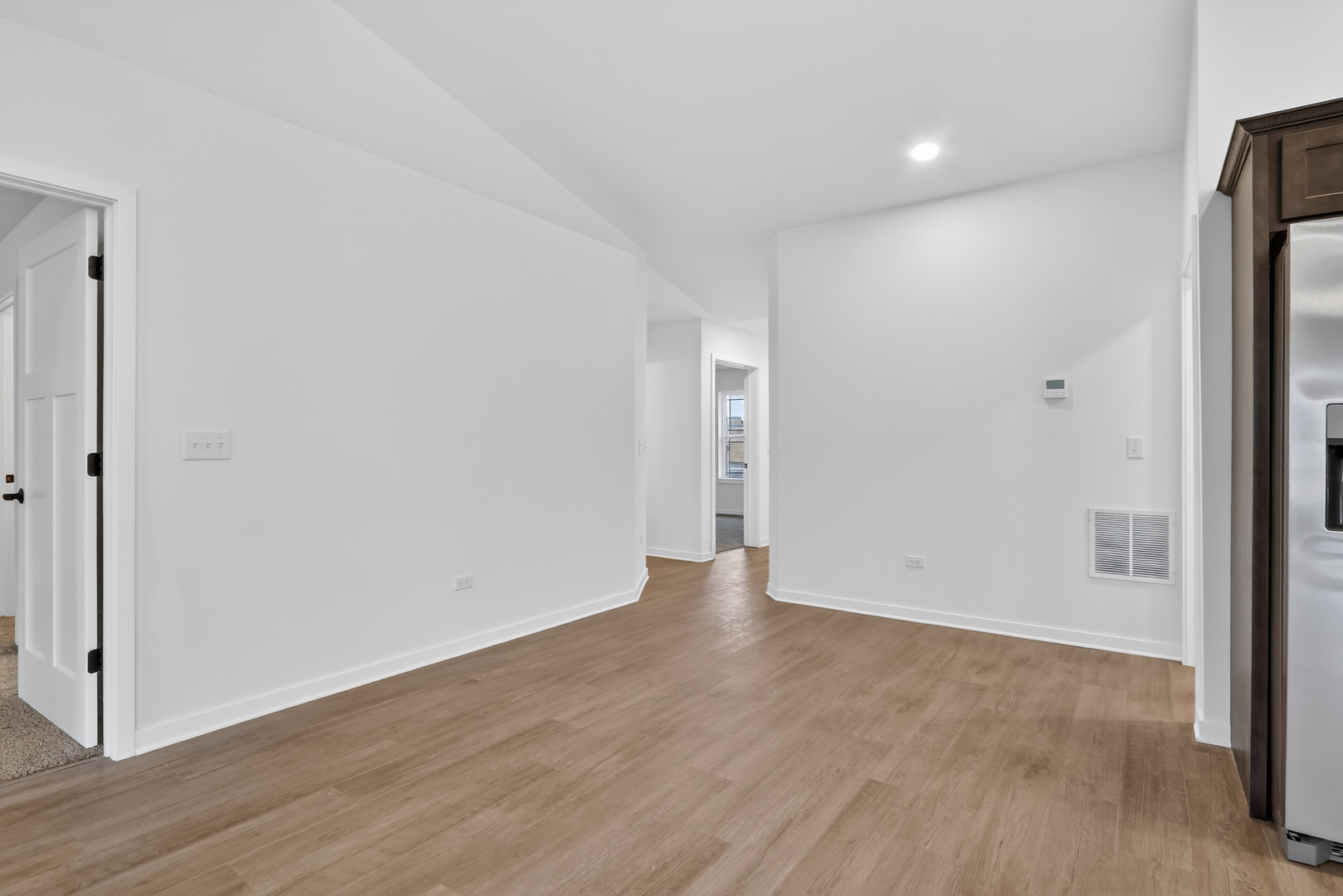 305 W South Street 305 Property Photo 11