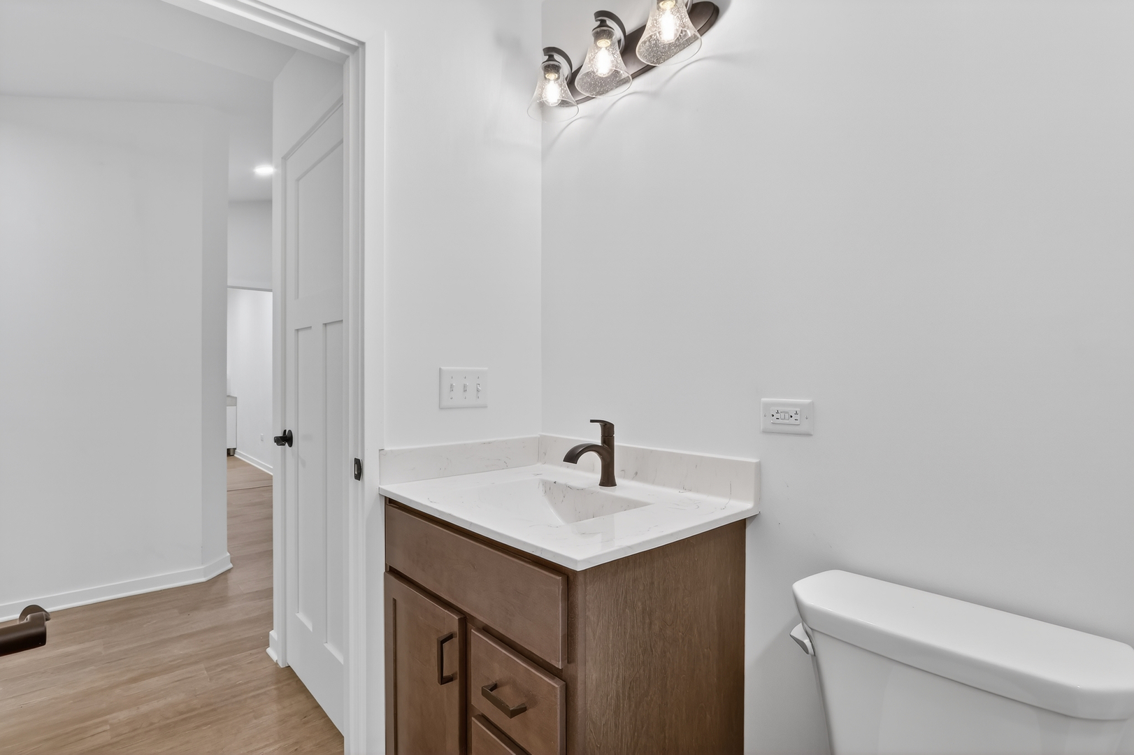 305 W South Street 305 Property Photo 18