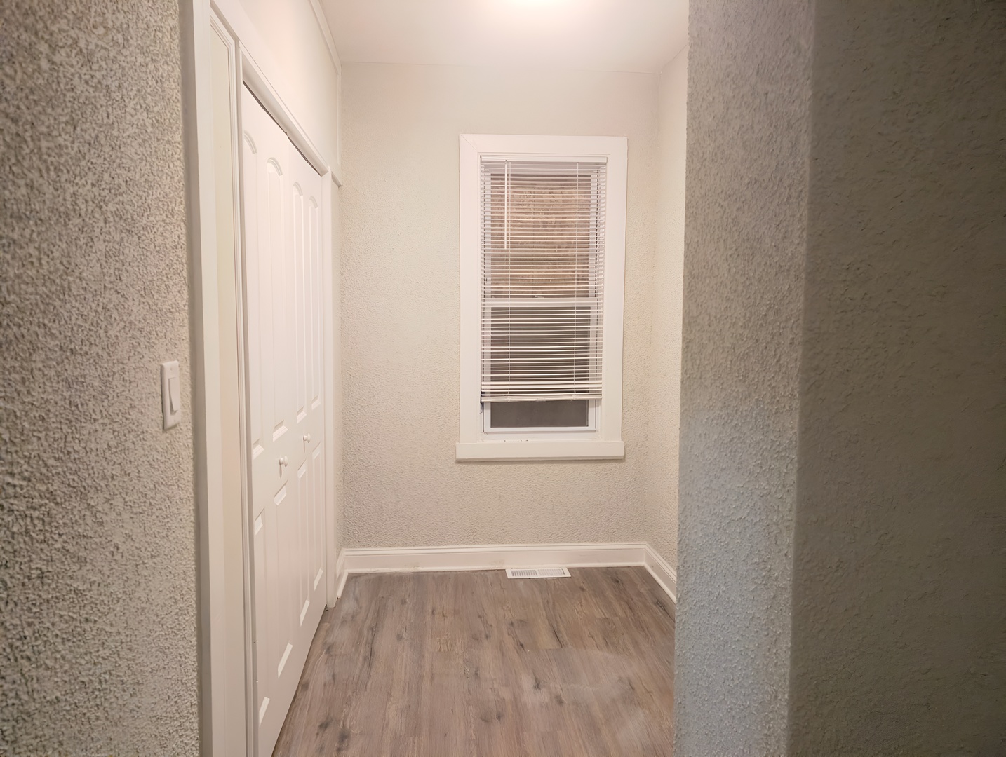 9207 S Ellis Avenue Property Photo 10