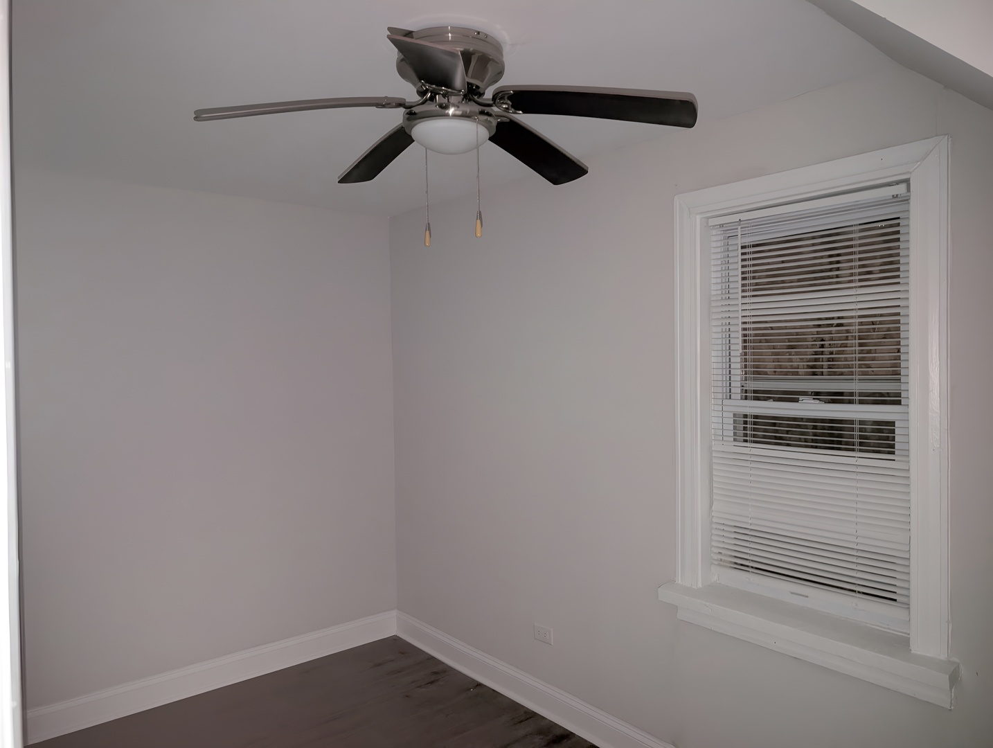 9207 S Ellis Avenue Property Photo 13