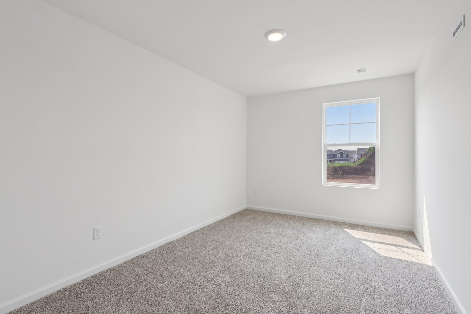 2413 Semillon Street Property Photo 16