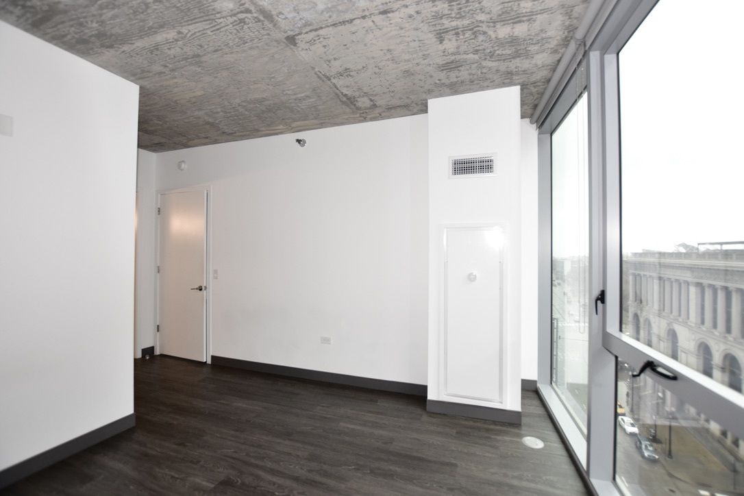 60 E Randolph Street 1513 Property Photo 26