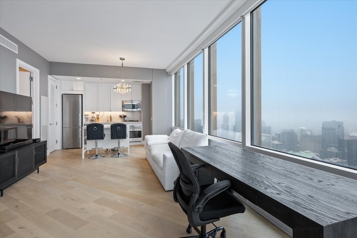 401 N Wabash Avenue 73c Property Photo 4