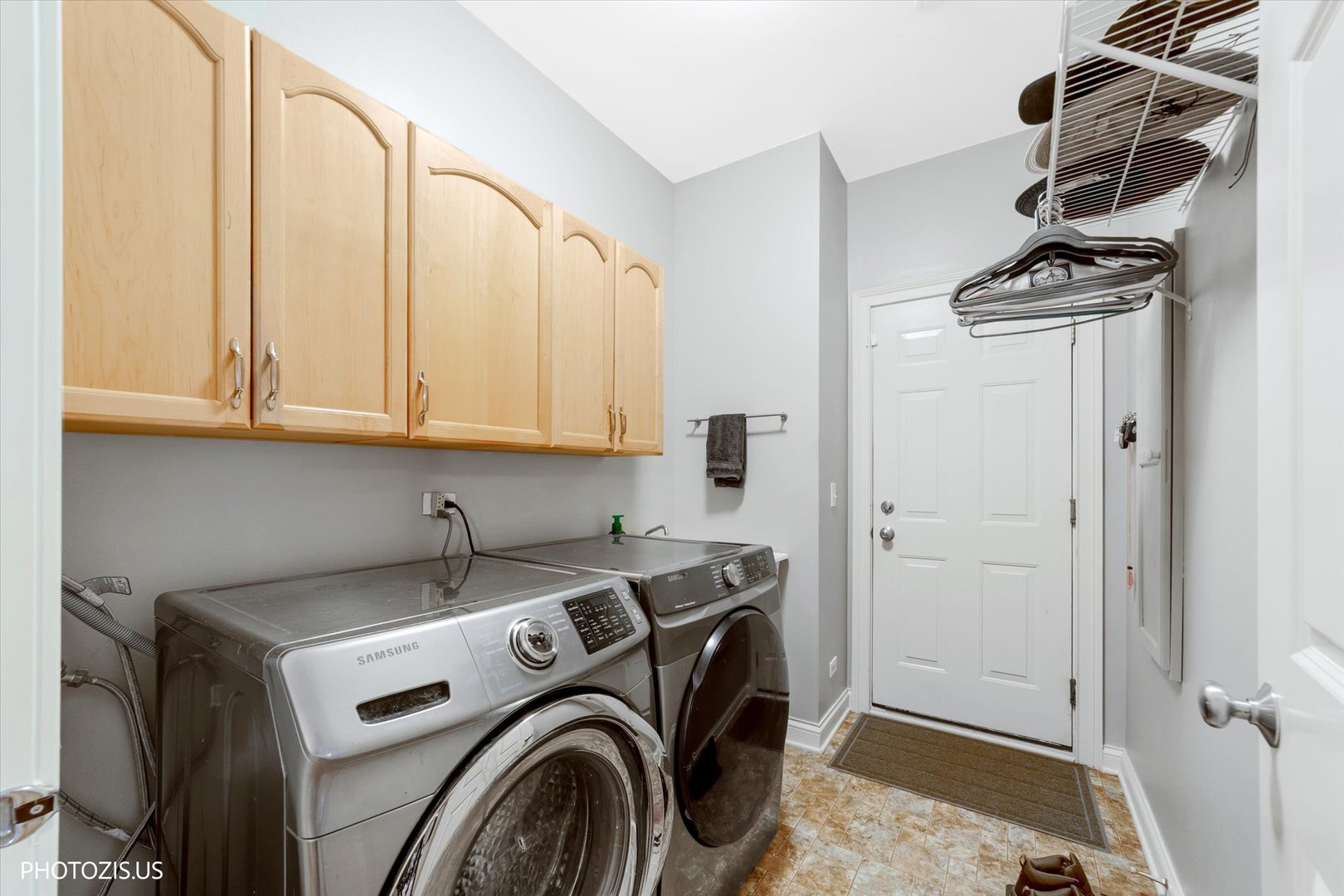365 Lake Avenue C Property Photo 9