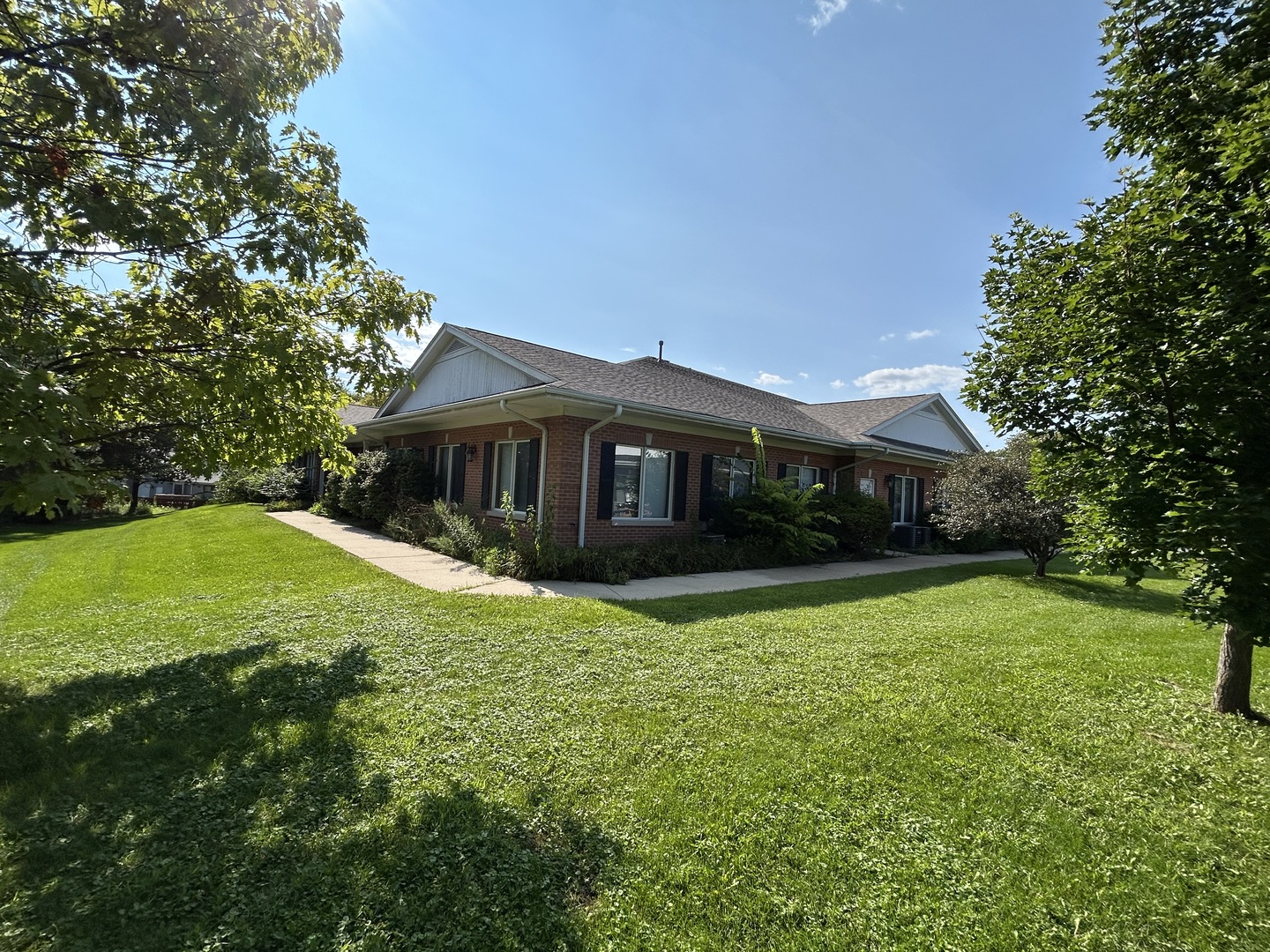 1510 Plainfield Road 3 Property Photo 2