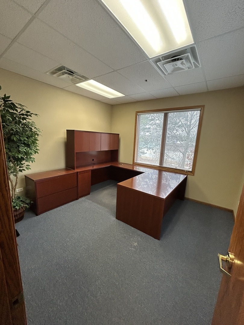 1510 Plainfield Road 3 Property Photo 8