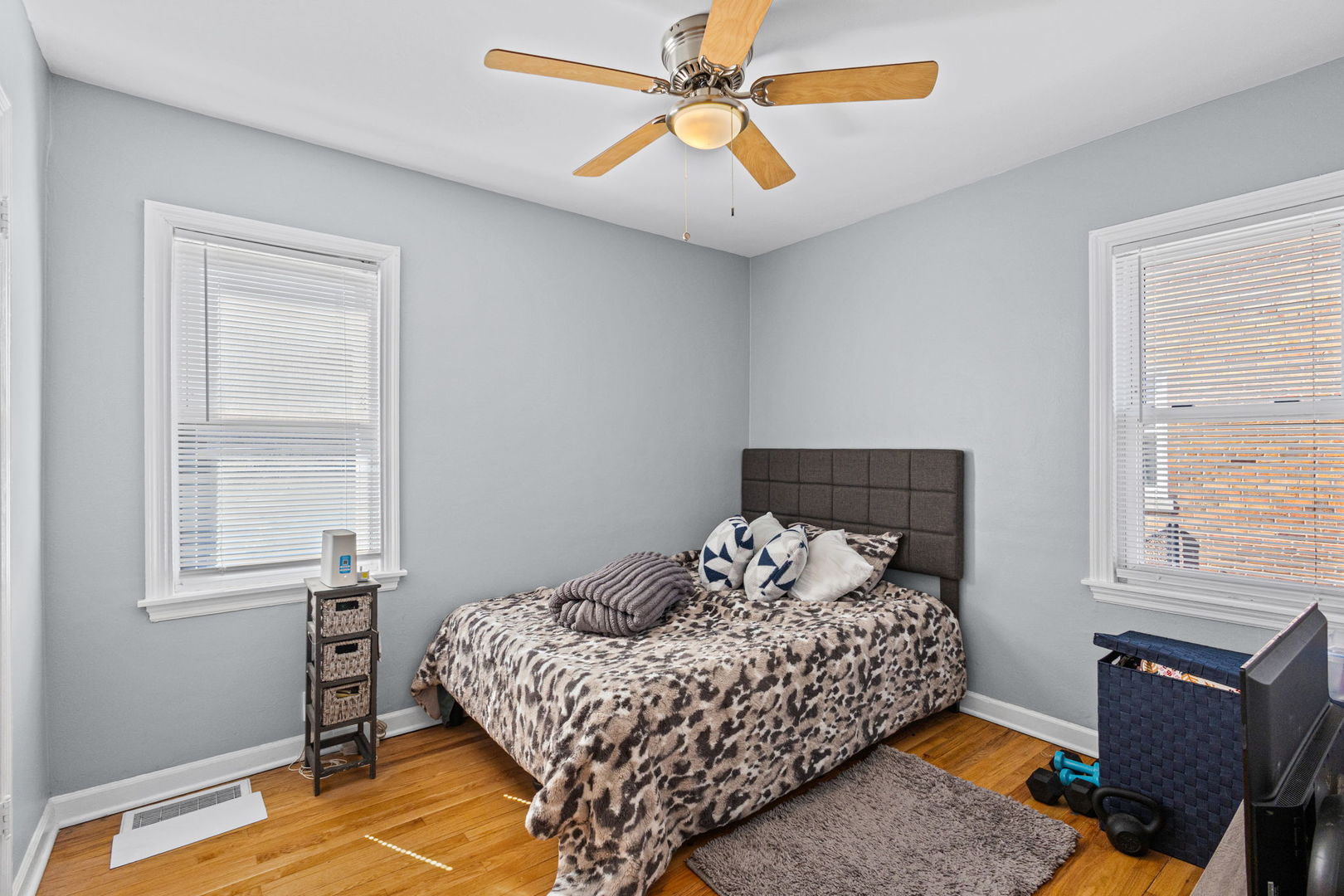 651 Sibley Boulevard Property Photo 6