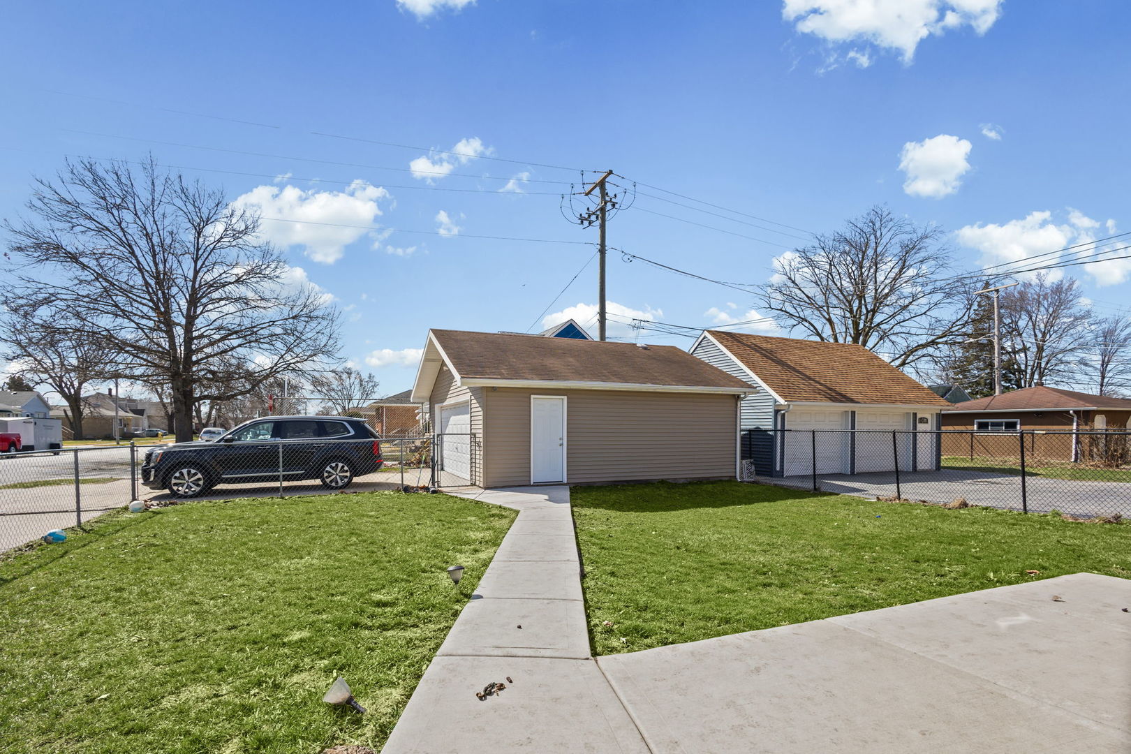 651 Sibley Boulevard Property Photo 15