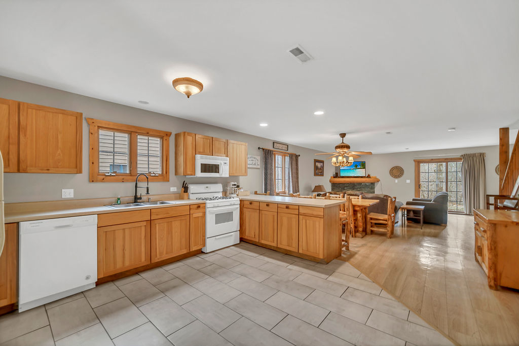 2643 N Il Route 178 S-1 Property Photo 4