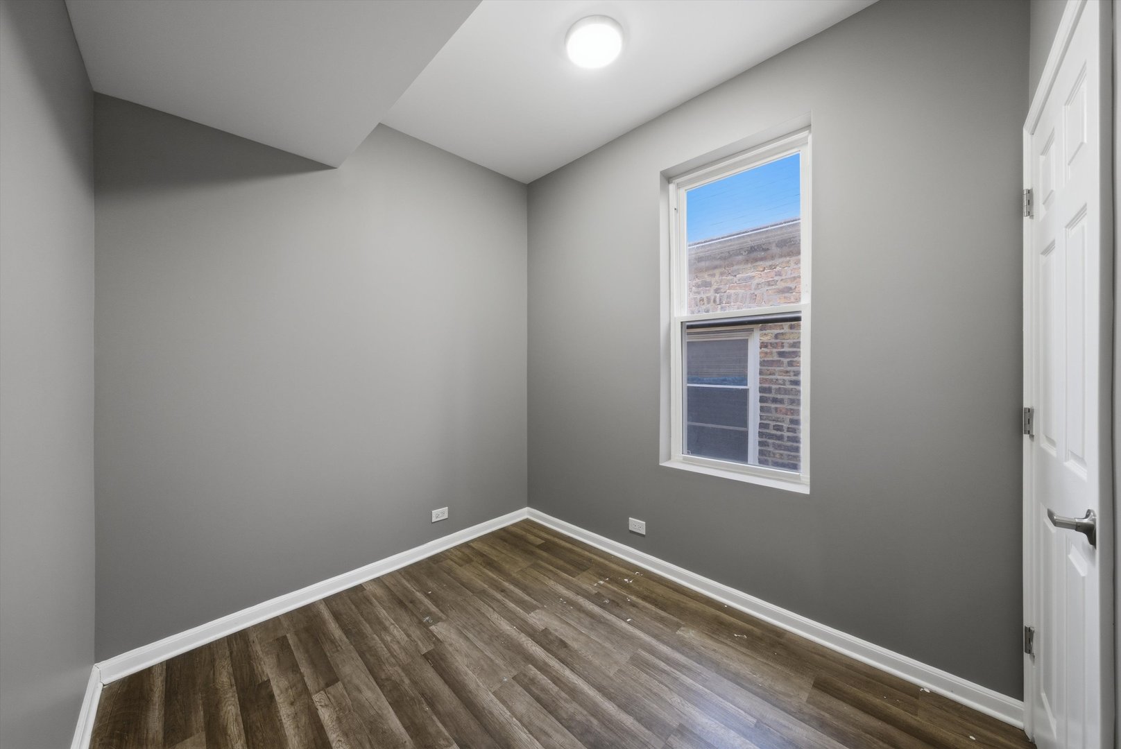 2812 S Trumbull Avenue Property Photo 23